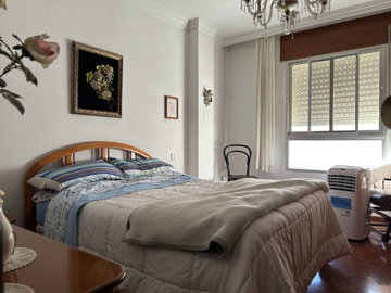 10-bb915d1cb19341576dcdc994b81ab9c5