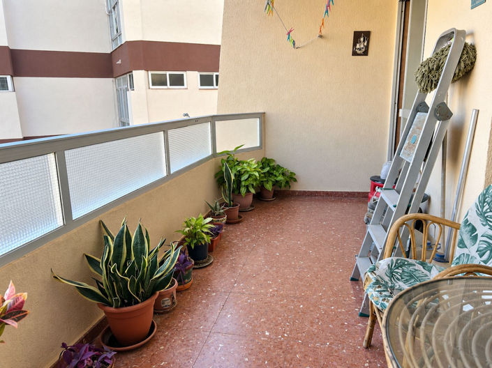 Image No.3-3 Bed Property for sale
