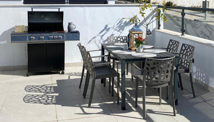 Image No.25-3 Bed Property for sale