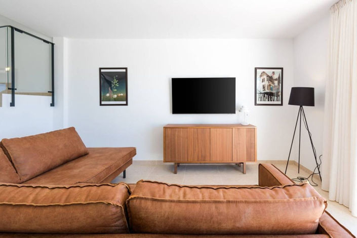 Image No.4-3 Bed Property for sale