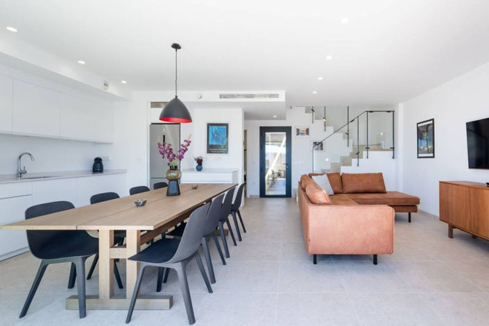 Image No.5-3 Bed Property for sale