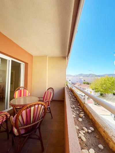 Image No.18-3 Bed Property for sale