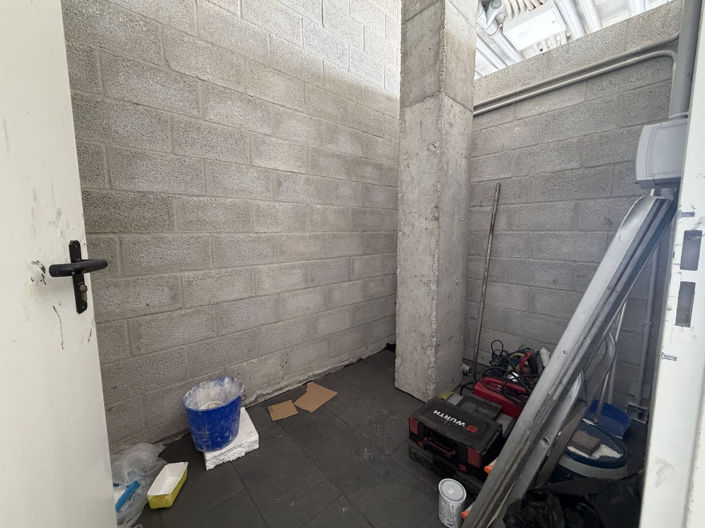 Image No.23-3 Bed Property for sale