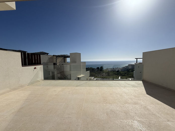 Image No.4-3 Bed Property for sale