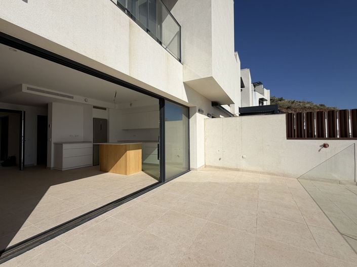 Image No.5-3 Bed Property for sale