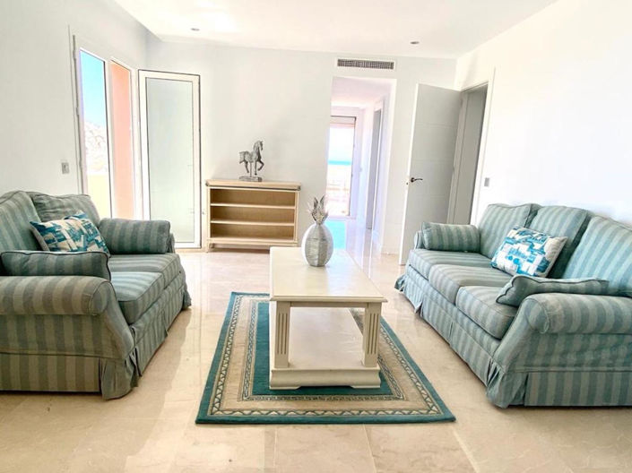 Image No.15-5 Bed Property for sale