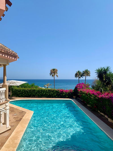 Image No.2-5 Bed Property for sale