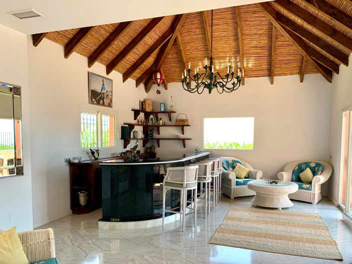 Image No.24-5 Bed Property for sale