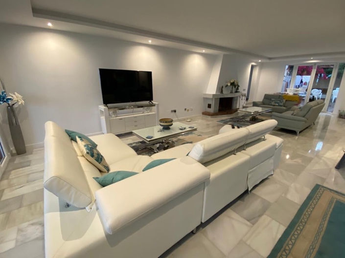 Image No.3-5 Bed Property for sale