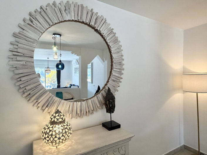 Image No.12-2 Bed Property for sale