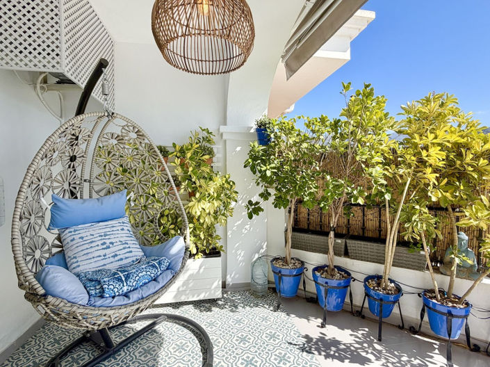 Image No.37-2 Bed Property for sale