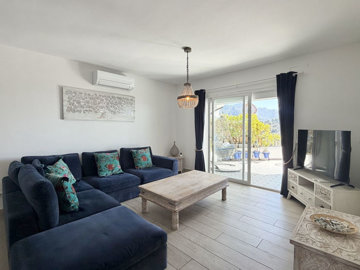 9-467d0cee5b725f3ef65f102a0c2e69c0