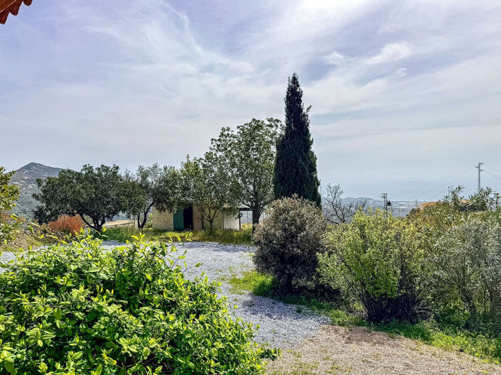 Image No.16-3 Bed Property for sale