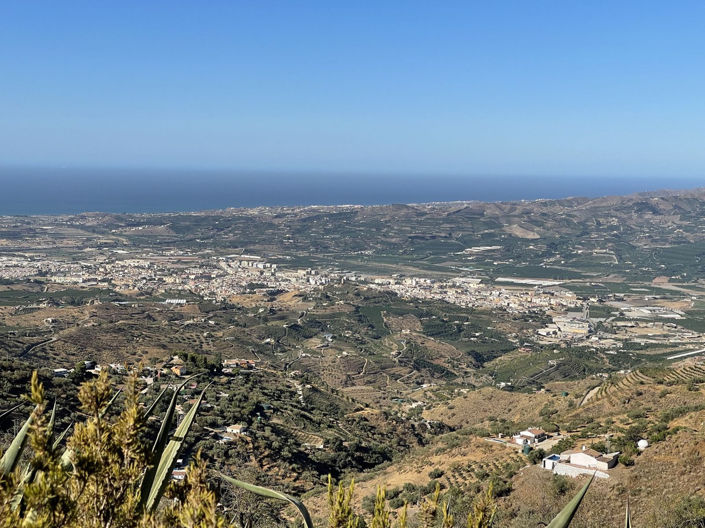 Image No.2-3 Bed Property for sale