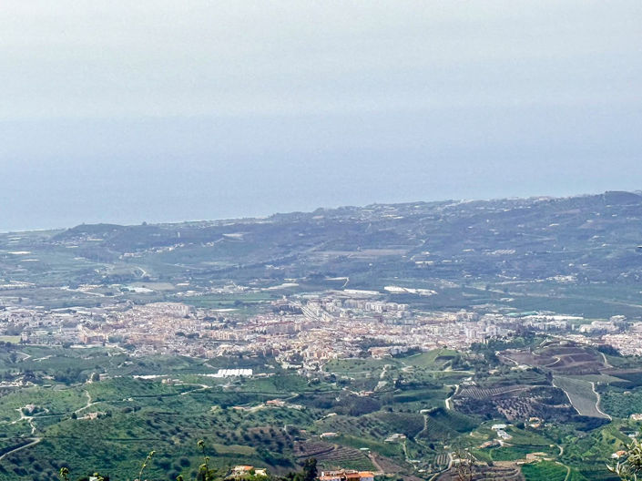 Image No.26-3 Bed Property for sale