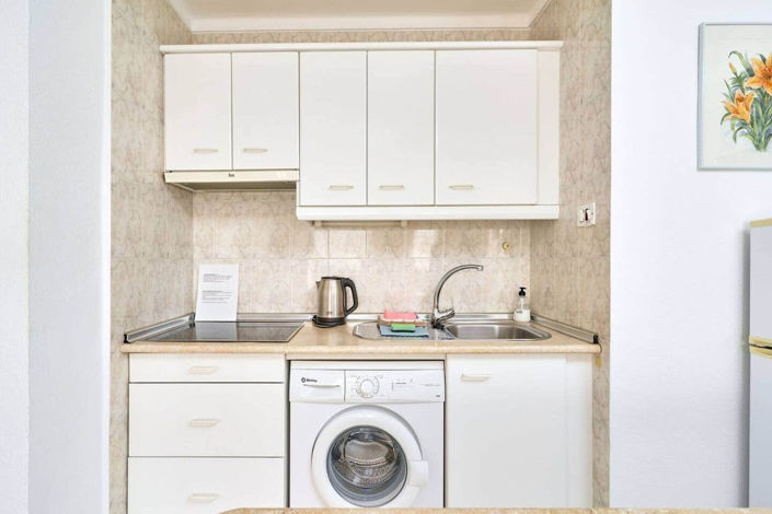 Image No.12-1 Bed Property for sale