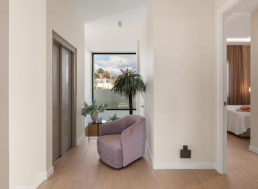 10-bb915d1cb19341576dcdc994b81ab9c5