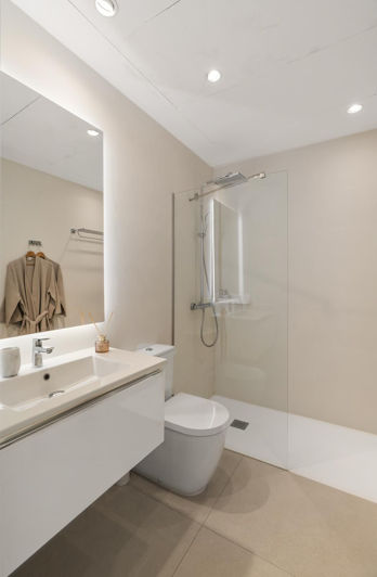 Image No.12-4 Bed Property for sale