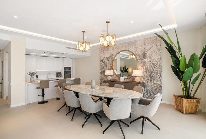 Image No.18-4 Bed Property for sale