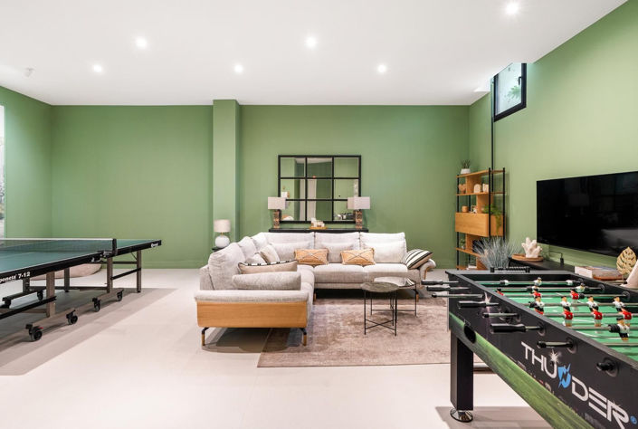 Image No.19-4 Bed Property for sale