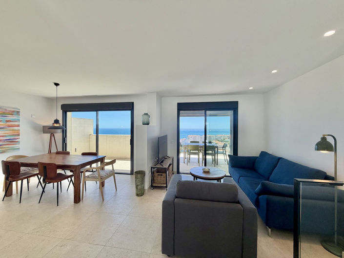 Image No.3-3 Bed Property for sale