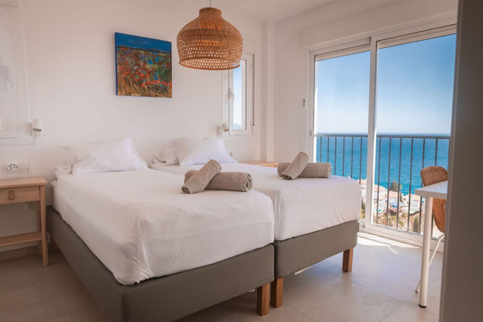 Image No.16-5 Bed Property for sale