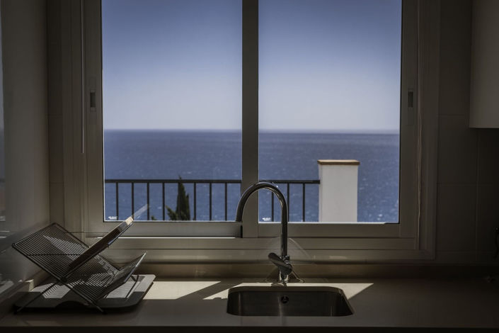 Image No.27-5 Bed Property for sale