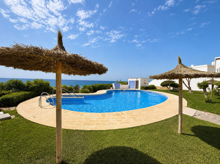 Image No.2-2 Bed Property for sale