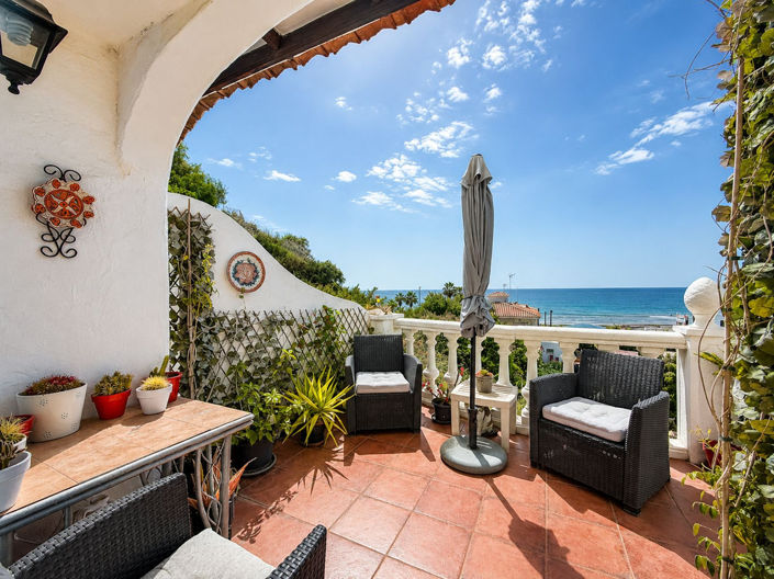 Image No.22-2 Bed Property for sale