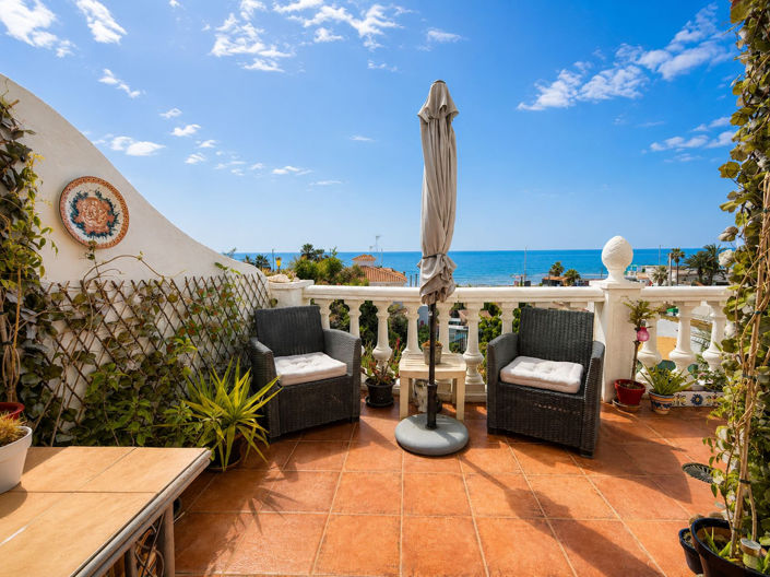 Image No.23-2 Bed Property for sale
