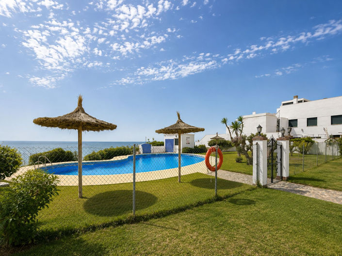 Image No.27-2 Bed Property for sale