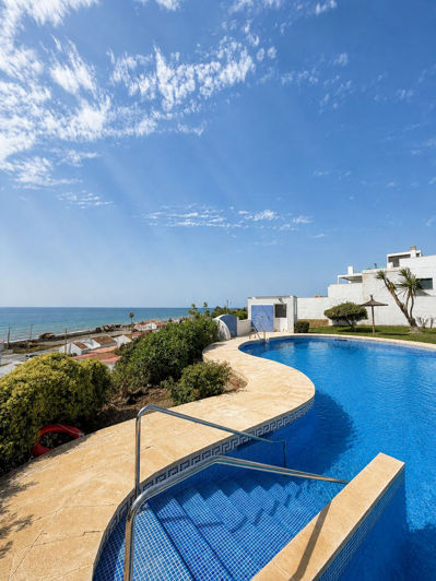Image No.28-2 Bed Property for sale