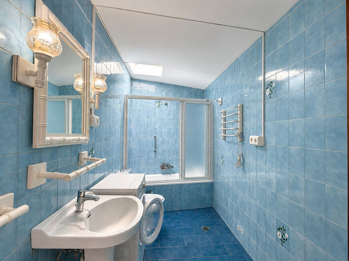 Image No.14-2 Bed Property for sale