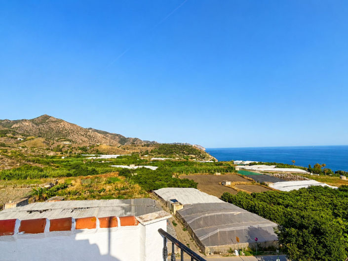 Image No.21-2 Bed Property for sale