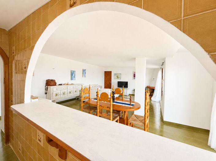 Image No.9-2 Bed Property for sale