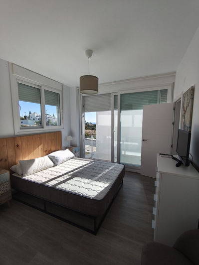 Image No.11-3 Bed Property for sale