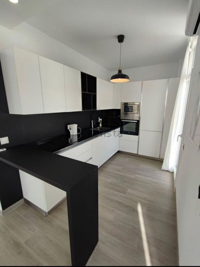 Image No.11-3 Bed Property for sale