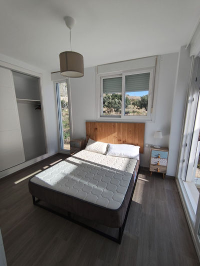 Image No.13-3 Bed Property for sale