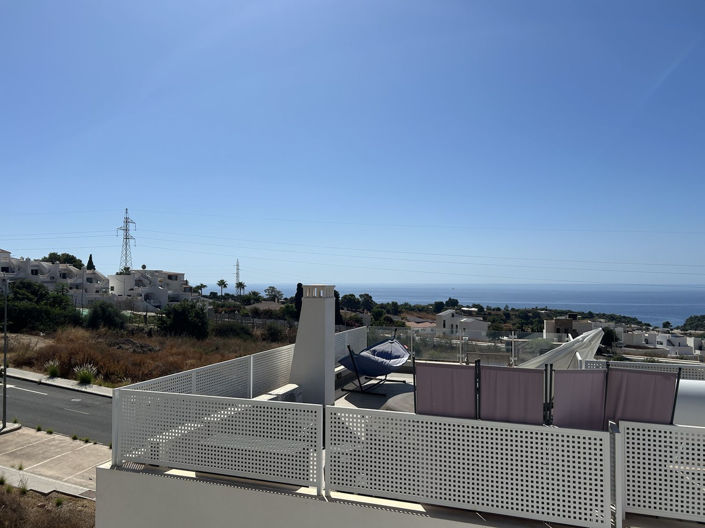 Image No.5-3 Bed Property for sale