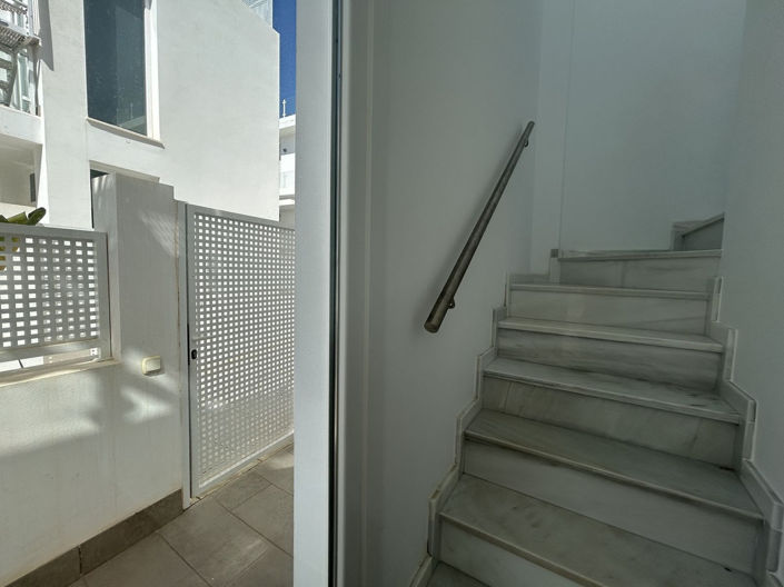 Image No.9-3 Bed Property for sale