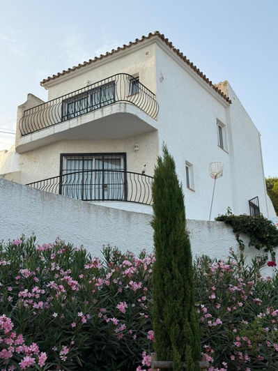 Image No.2-Propriété de 3 chambres à vendre à Nerja