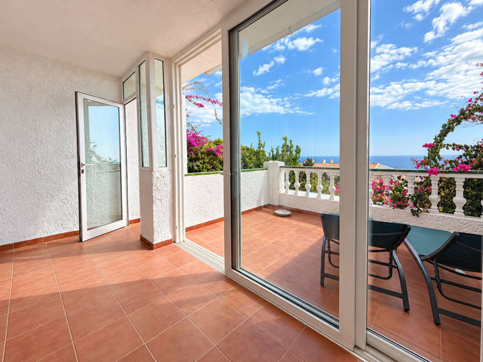 Image No.22-2 Bed Property for sale