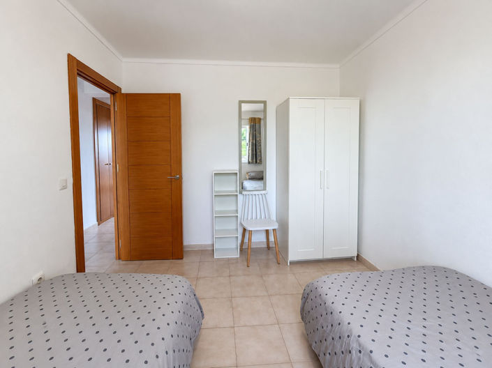 Image No.24-2 Bed Property for sale