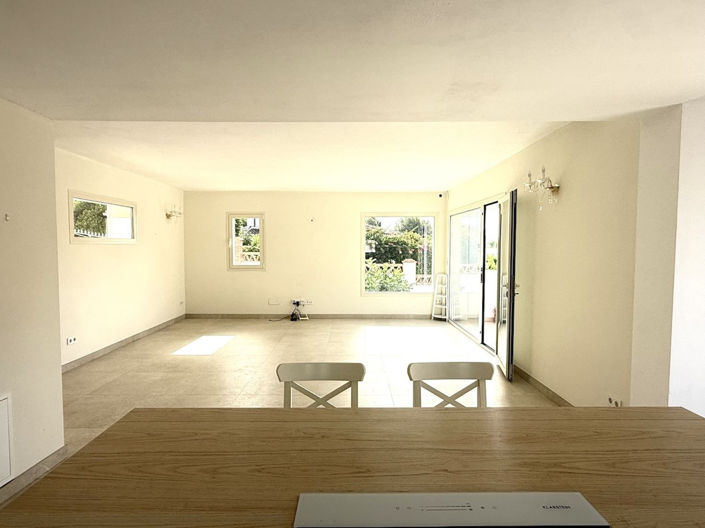 Image No.19-Propriété de 3 chambres à vendre