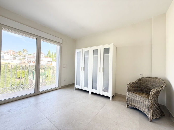 Image No.27-Propriété de 3 chambres à vendre