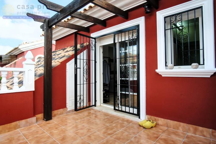 Image No.38-3 Bed Townhouse for sale