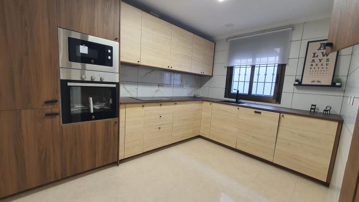 Image No.9-3 Bed Townhouse for sale