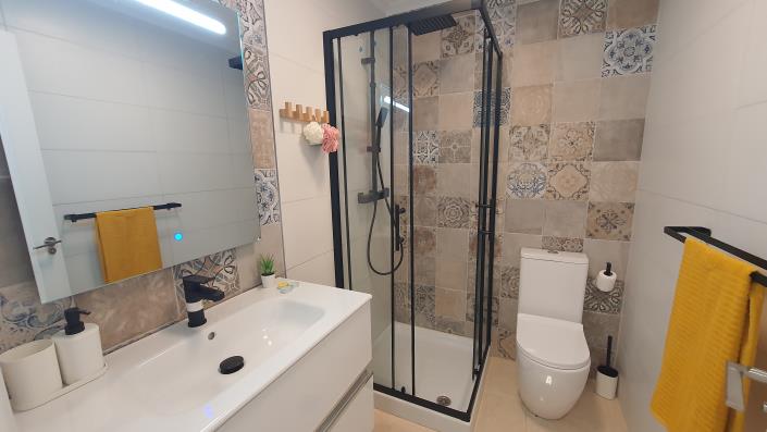 Image No.12-3 Bed Townhouse for sale