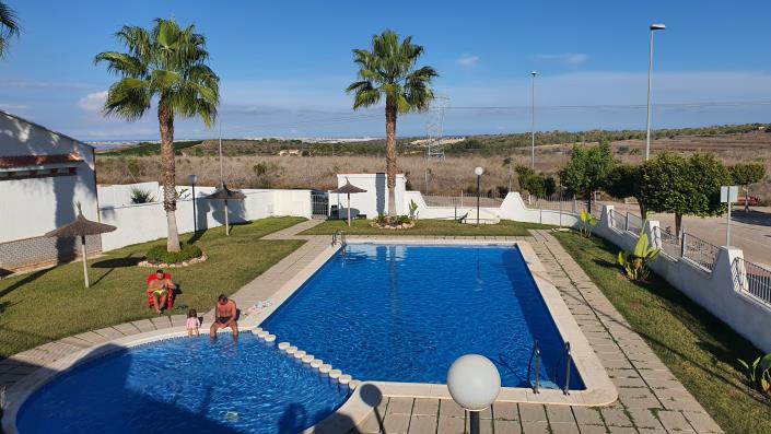 Image No.26-3 Bed Townhouse for sale