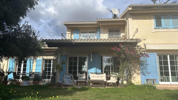 Image No.2-8 Bed Mansion for sale